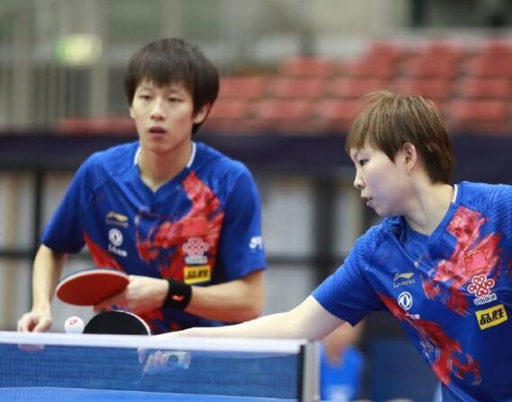 赏美景的同 赏美景的同