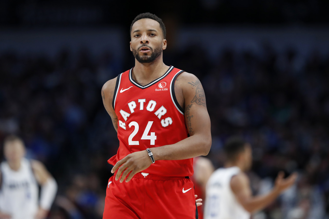 球迷的质疑 球迷的质疑